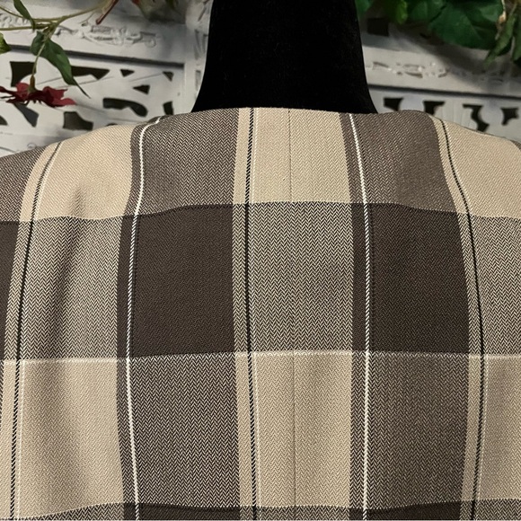 VINTAGE EXECUTIVE COLLECTION PLAID SHADES OF TAN LONG SLEEVE JACKET BLAZER - Picture 8 of 10
